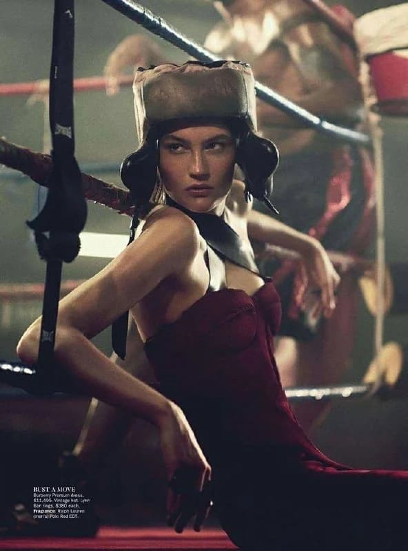 Ring girl для боксёрского турнира «Легенды осени»